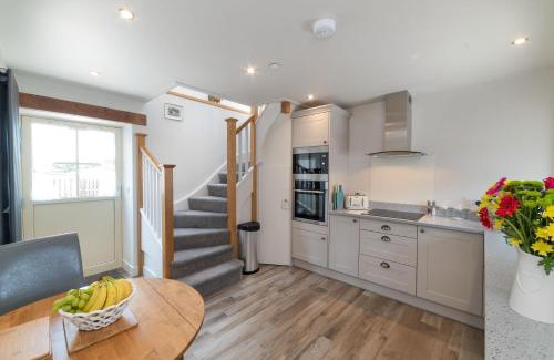 Axton Casa | Ewe Bach Cottage