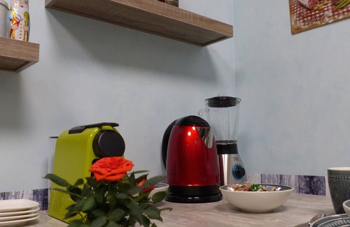 Hilden Apartamento | Suite Ejecutiva para negocios. Sensación de loft de 56 metros cuadrados con piso de madera