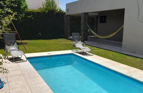 Maipú Casa | excelente casa con pileta
