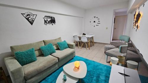 Zona de La Perla Apartamento | Excelente dos ambientes en La Perla cochera free