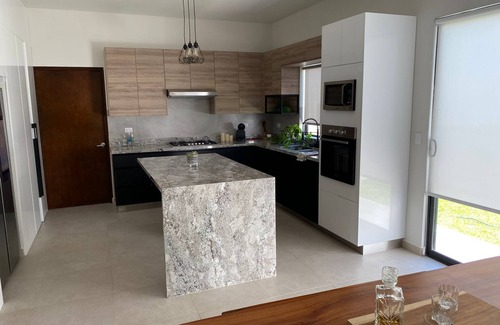Saltillo Casa | Excelente nueva residencia al norte de Saltillo