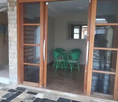 Miramar Casa | Excelente sobrado em praia de leste