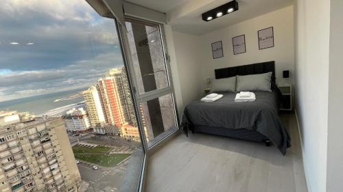 Zona de La Perla Apartamento | Excelente! Vista al mar con cochera y amenities gimnasio, play room y pileta no climatizada