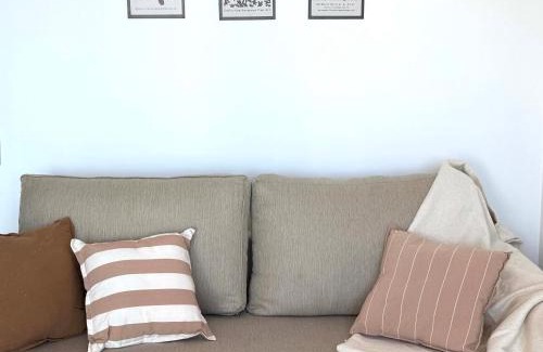 Zona de La Perla Apartamento | Excelente! Vista al mar con cochera y amenities gimnasio, play room y pileta no climatizada