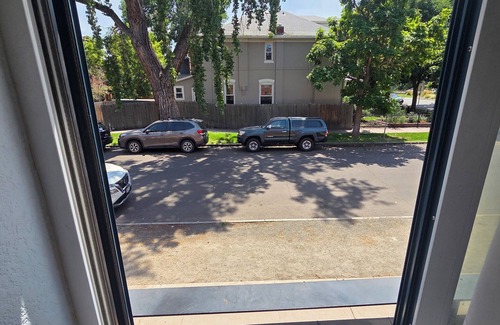 Speer Condominio | Excellent 1-bedroom condo with AC in vibrant Denver's Wash Park Neighborhood