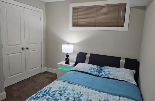 Evanston Apartamento | Excellent 2 Bedroom Basement Suite Apartment