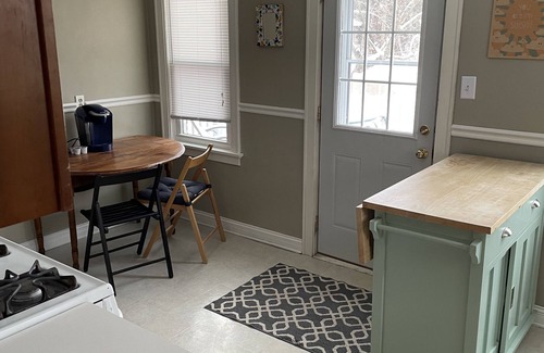 Wauwatosa Casa | Excellent 3bdr Tosa Home