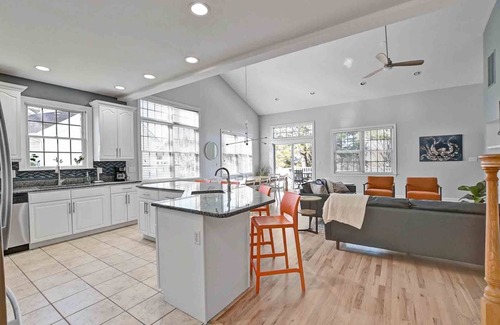 Ocean View Casa | Excellent 7 Bedroom home in Bear Trap Dunes! Community Pool, WIFI, Shuttle Service, Extra Space to Unwind!