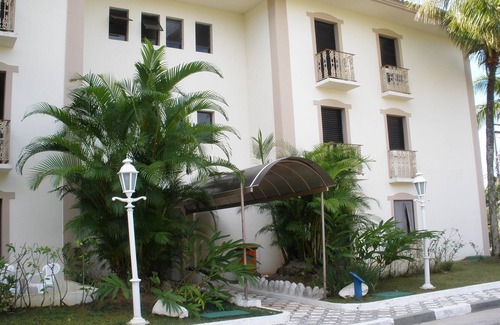 Toninhas Apartamento | Excelente apartamento a 50 metros de la playa de Las marsopas Cond. Wembley Tenis