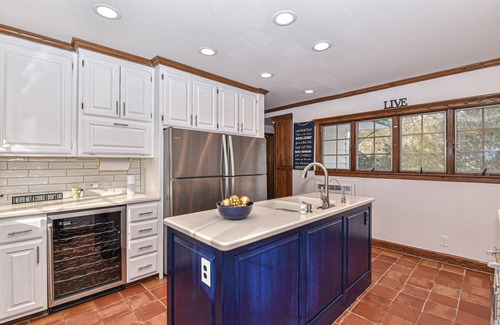Delavan Lake Casa | Excellent getaway. Lake front home with Stunning lake views, come make memories!