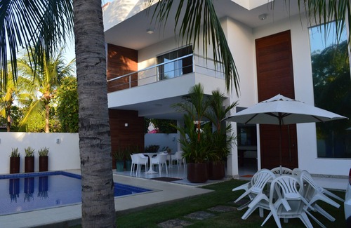 Jenipabu Casa | Excelente casa - 05 suites con aire acondicionado, piscina y barbacoa