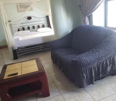 Kampala Hotel | EXCELLENT HOTEL KAMPAlA