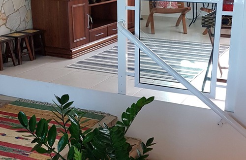 Balneario Florida Casa | Excelente casa frente al mar con piscina y barbacoa.