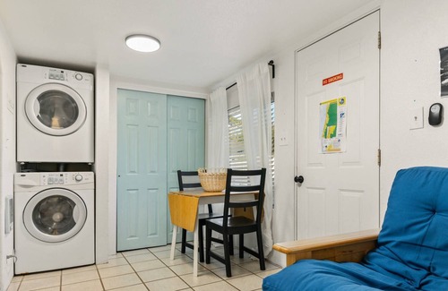 Rockaway Beach Condominio | Excellent Location, *Pet Friendly*, 2 Blocks From Beach, Small Kitchen, WiFi, Fire-Pit, Unit #2