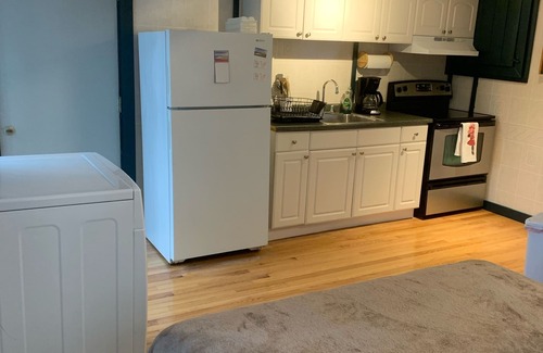 Ogunquit Cabaña | Excellent Location and Value! 1/2 Mile walk to the Beach