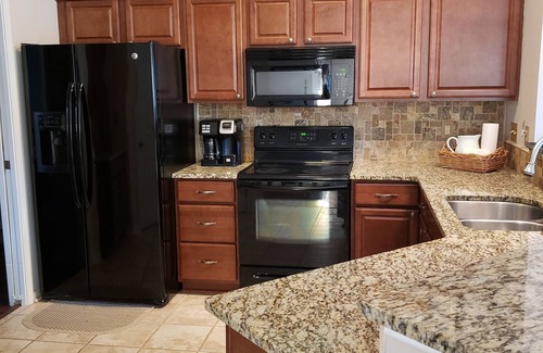 Provincetowne Casa | Excellent South Charlotte Location! Ballantyne Corporate Rental 28277