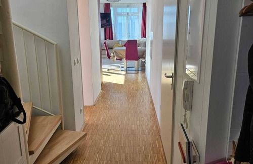 Riem Casa | Excellent view. Trade fair
