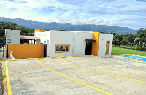 Tocaima Casa | Excepcional CASA FINCA piscina wi-fi tv