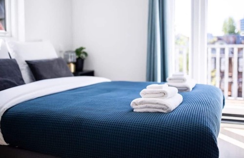 Delfshaven Apartamento | Exceptional 3 Bed Serviced Apartment 83m2 -NB304E-