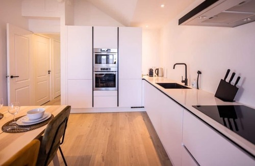 Delfshaven Apartamento | Exceptional 3 Bed Serviced Apartment 83m2 -NB304E-