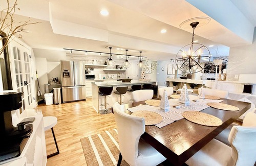 Glendale Apartamento | EXCEPTIONAL, CONTEMPORARY 2BD/1BA 4 miles from MAYO