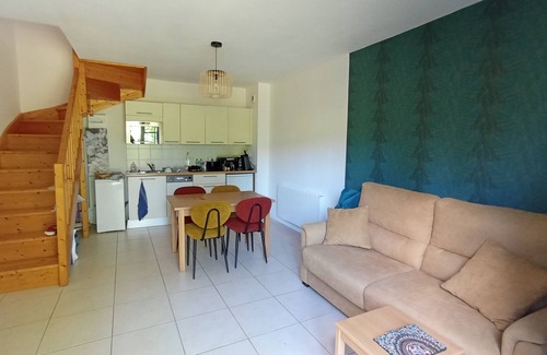 Montbrun-les-Bains Apartamento | Apartamento de Excepción en el Castillo de Gipières: Jardín Privado, Piscina, Vistas al Mont Ventoux