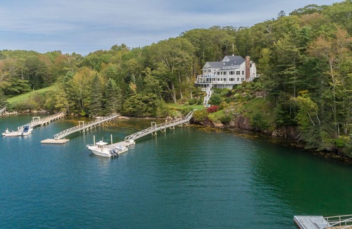 East Boothbay Casa | Exceptional Linekin Bay Oceanfront Home
