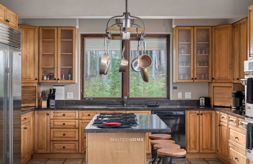 Boulder Ridge Casa | Un refugio de esquí de lujo con todas las comodidades del hogar: Ski Hill Sanctuary