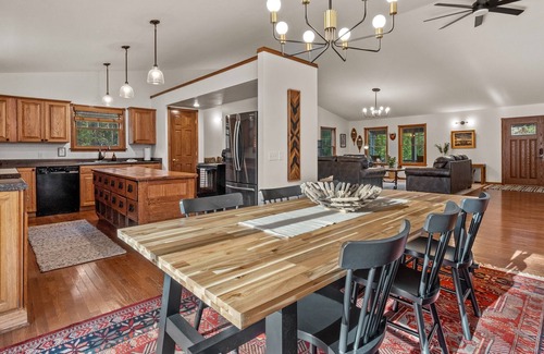 Jacksonport Cabaña | Exceptional ! Minutes from Jacksonport/Lake Mich Beach - Book Summer 2024 Now!