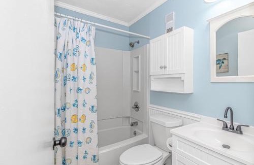 Garden City Apartamento | Exceptional Ocean-Pier-Pool Front 1 BR Condo