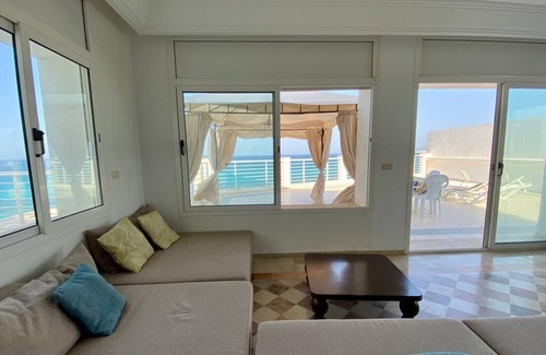 Hiboun Apartamento | Exceptional sea view apartment