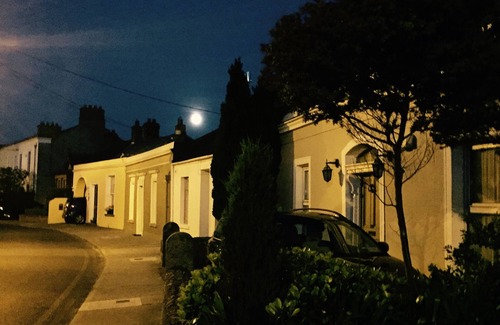 Dalkey Casa | Excepcional villa adosada en el corazón del pueblo costero de Dalkey.