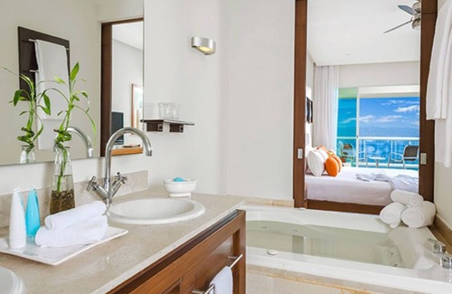 Nuevo Vallarta Complejo | Exceptional two bedroom suite in Nuevo Vallarta