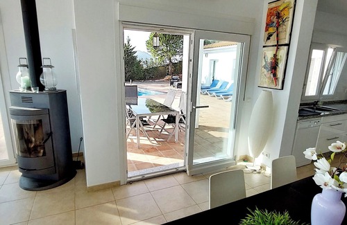 Sayalonga Villa | Villa Estrellita con 180° de vista fantástica del Mediterráneo.