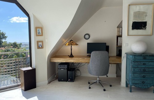 Guerande Villa | Villa excepcional con vistas a las marismas con piscina y jacuzzi.