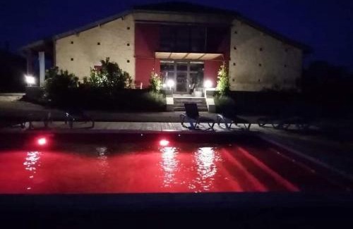 Villebramar Casa | exceptionnel loft style industriel tout équipé 15 personnes avec piscine et jacuzzi