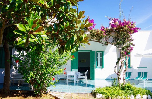 Villanova Casa | Excl. light-flooded vacation home**** 250 m from the sea, 2-6 p.,medit. Lifestyle