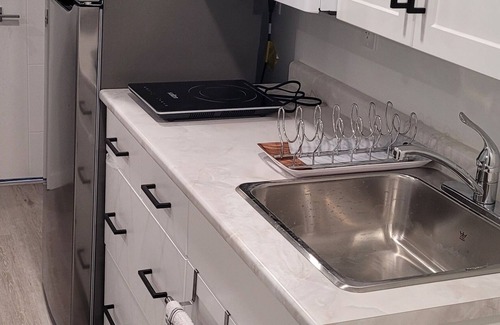 Winnipeg Casa | EXCLUSIVE 2-BED PRIVATE COZY BASEMENT