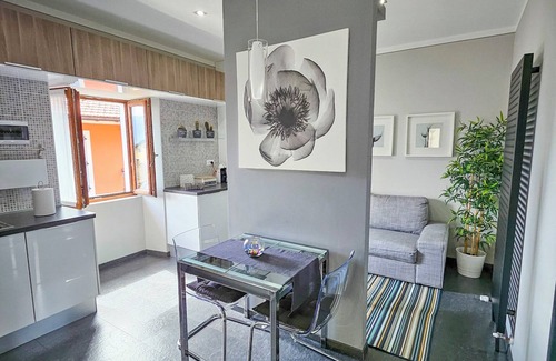 Cannero Riviera Apartamento | Exclusivo apartamento de 2 habitaciones en un lugar tranquilo y soleado en el corazón de Cannero