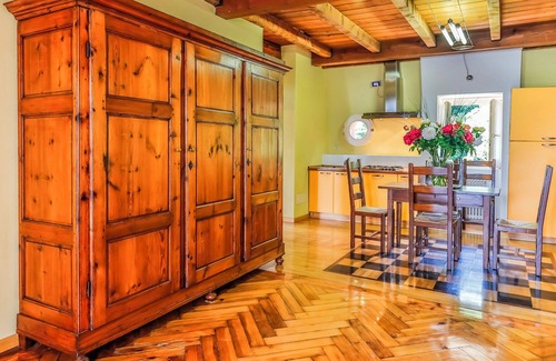 Verbania Apartamento | Exclusivo apartamento de 3 dormitorios en una villa bien mantenida con acceso al lago privado