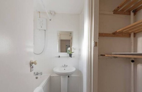 Hatfield Apartamento | Exclusive 4BR House with Free Parking At Hatfield