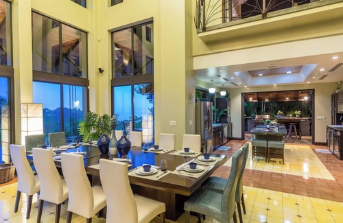 El Cerro Casa | Exclusive 5-bedroom house in fantastic Manuel Antonio with A/C and private pool