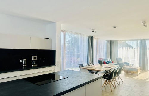 Ohningen Casa | Casa de vacaciones 'Architektenhaus Mit Seesicht' con vistas al lago, terraza privada y Wi-Fi