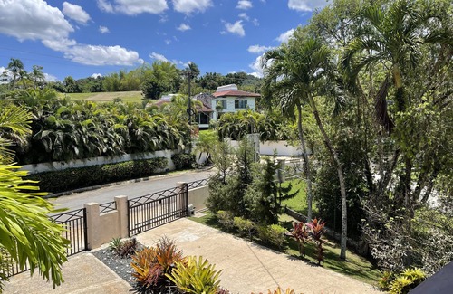 Hato Nuevo Casa | Exclusive and spacious house in Guaynabo