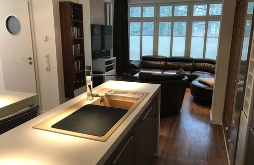 Warnemuende Apartamento | De vacaciones en casa en 82m² / 2 niveles, 2 baños, sauna, internet, televisión inteligente ...