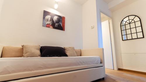 Lecco Apartamento | Exclusive apartment - Magritte Style