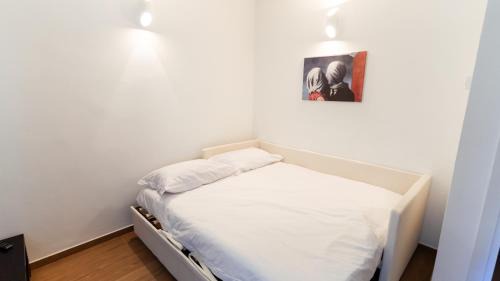 Lecco Apartamento | Exclusive apartment - Magritte Style