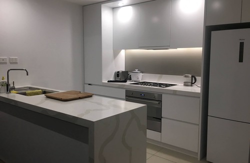 Wolli Creek Apartamento | Exclusive apartment with water views