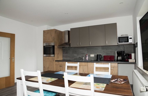 Einbeck Apartamento | Exclusivo apartamento con balcón, centro de Einbeck!