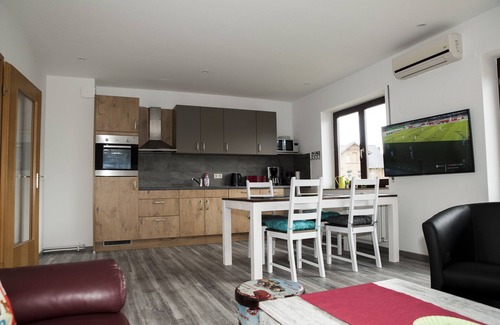 Einbeck Apartamento | Exclusivo apartamento con balcón, centro de Einbeck!